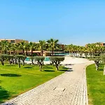 Salgados House 2-bedroom&7 Pools Apartamento *
