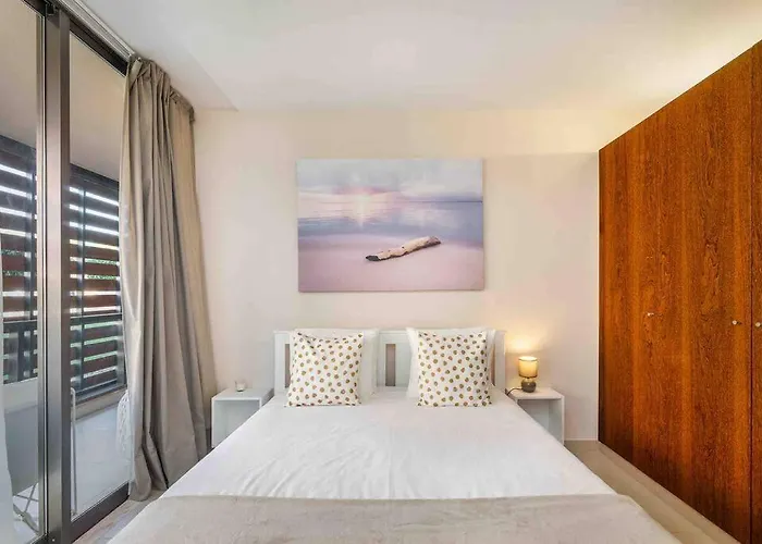 アパート Salgados House 2-bedroom & 7 Pools ギーア