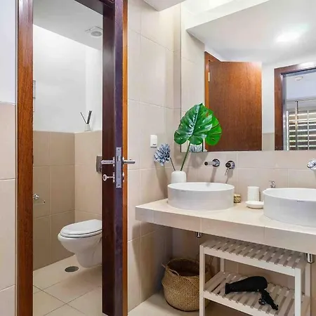 Salgados House 2-bedroom & 7 Pools *