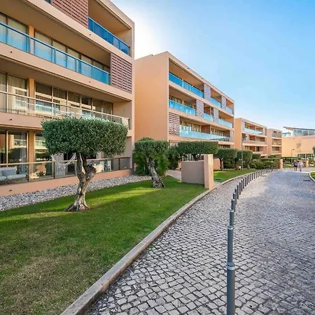 Salgados House 2-bedroom&7 Pools Appartement *