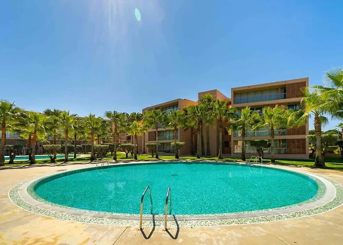 Salgados House 2-bedroom & 7 Pools