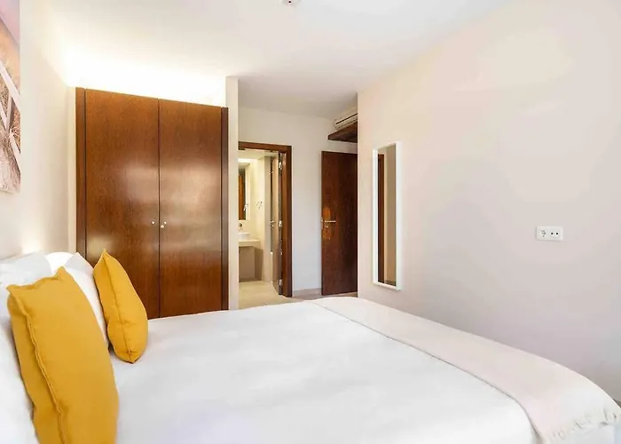 Salgados House 2-bedroom & 7 Pools 아파트