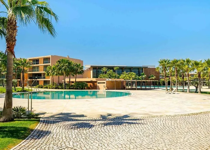 Salgados House 2-bedroom & 7 Pools 기아