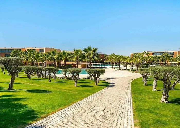 Salgados House 2-bedroom & 7 Pools 아파트 *