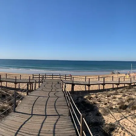 Salgados House 2-bedroom & 7 Pools * גיאה